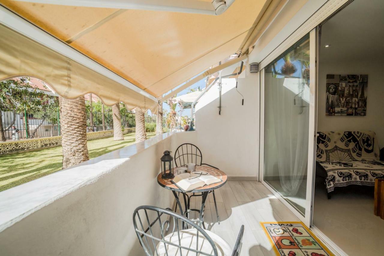 Un Dormitorio En Playa De Las Americas Costa Adeje  Exteriér fotografie